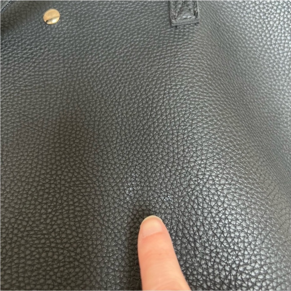 Unbranded Faux Leather Textured Shoulder Purse - Picture 4 of 4
